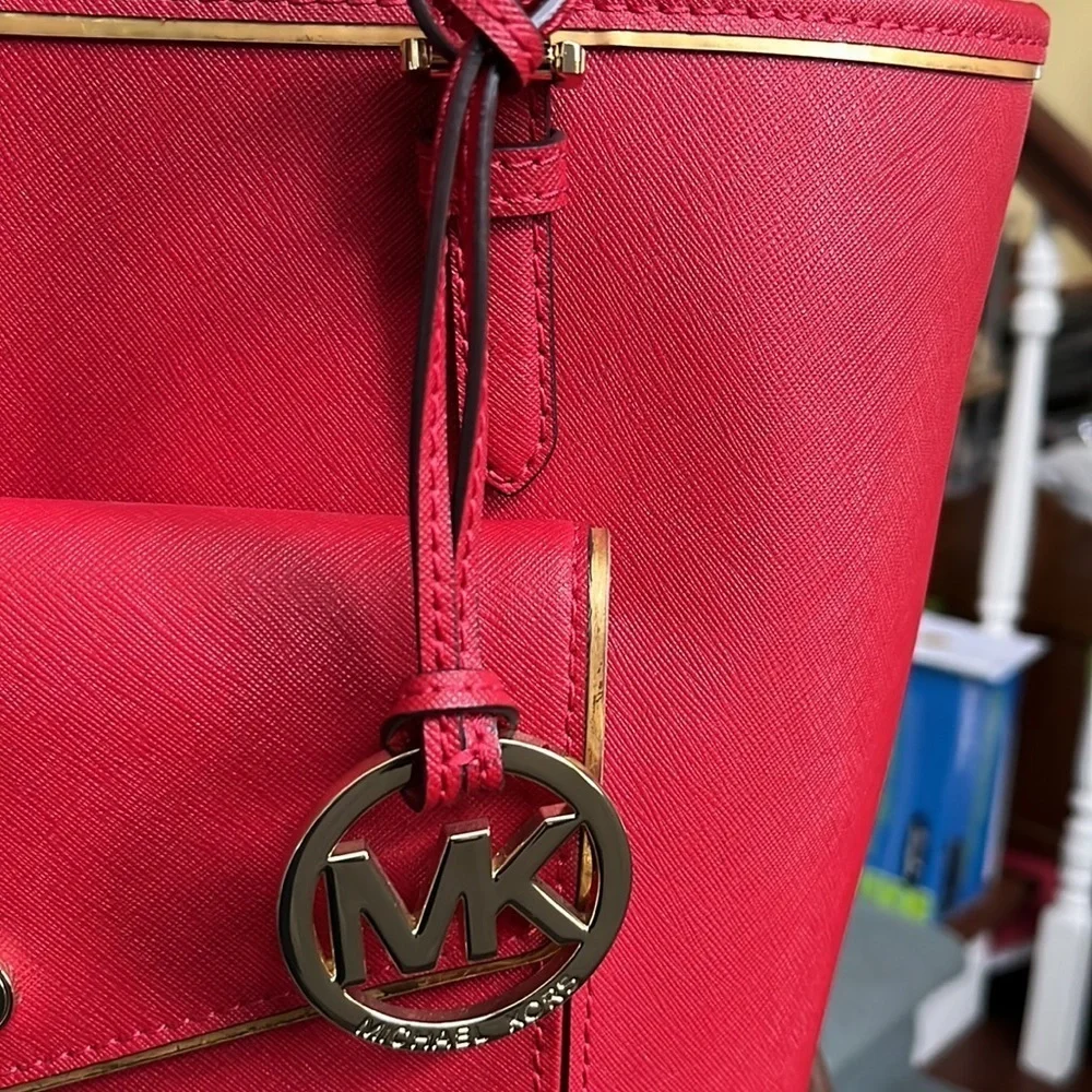 Michael Kors  shoulder Bag Red Saffiano leather/ gold tone hardware & Trim NWOT